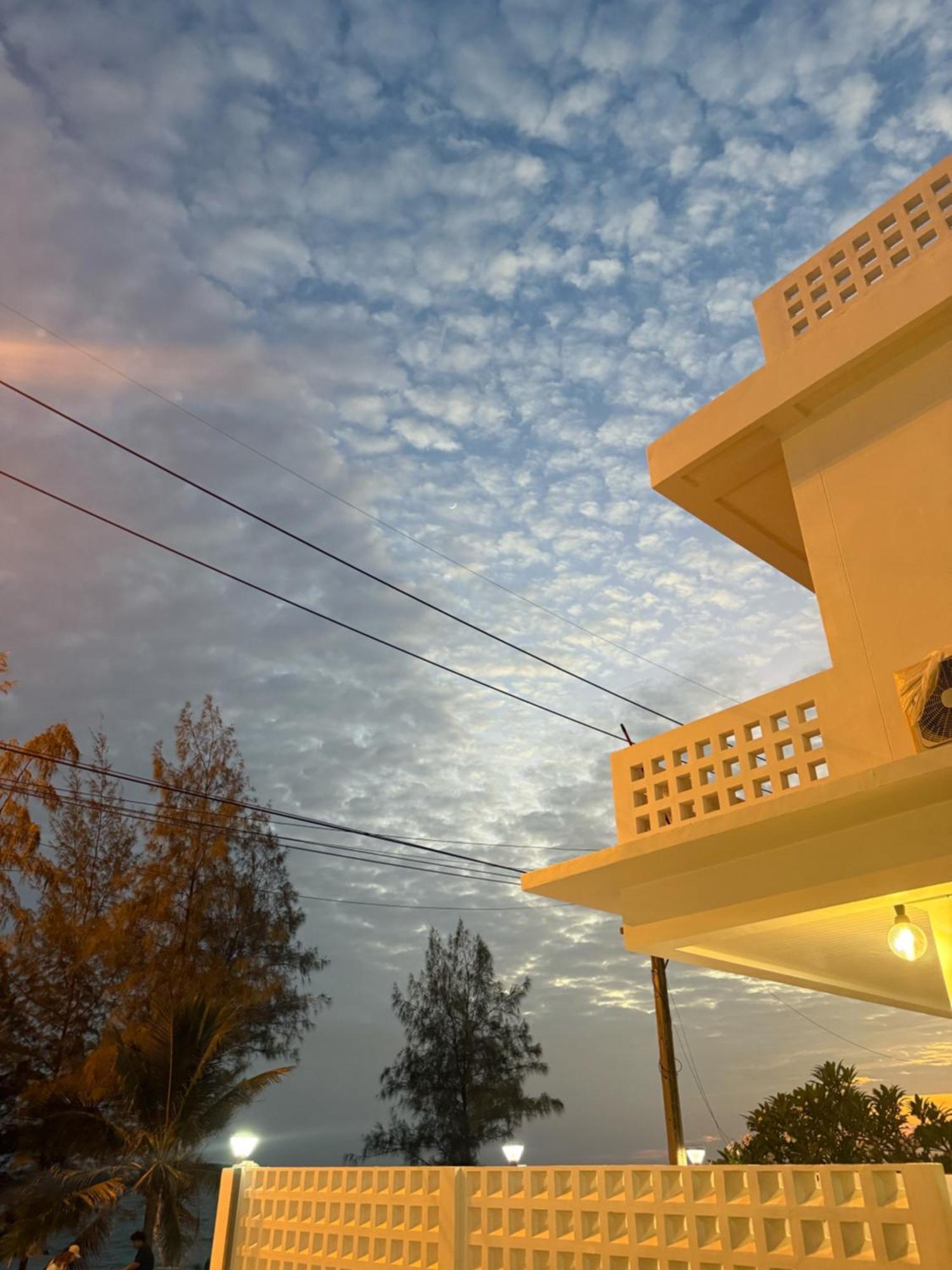Privaterayong Hotel Luaran gambar